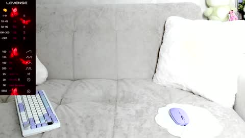 Snapshot of molly_sweetbaby chatting on 01/10/25, 03:37 Ill tell you when were private online show from 01/10/25, 03:37