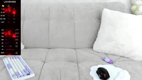 Snapshot of molly_sweetbaby chatting on 03/07/25, 02:12 Ill tell you when were private online show from 03/07/25, 02:12