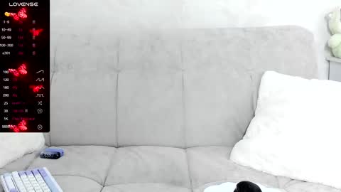 Snapshot of molly_sweetbaby chatting on 03/10/25, 02:16 Ill tell you when were private online show from 03/10/25, 02:16