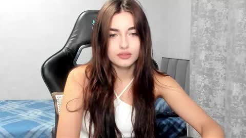 Molly online show from 11/26/25, 07:59