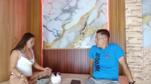 mollyandsam303av online show from 03/05/26, 08:38