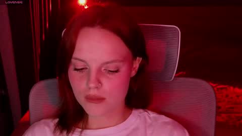 Molly online show from 05/03/26, 02:23