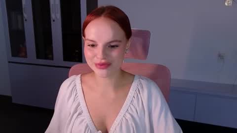 Snapshot of mollybossy chatting on 07/23/26, 01:08 Molly online show from 07/23/26, 01:08