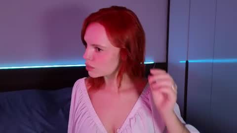 Snapshot of mollybossy chatting on 07/30/26, 02:10 Molly online show from 07/30/26, 02:10