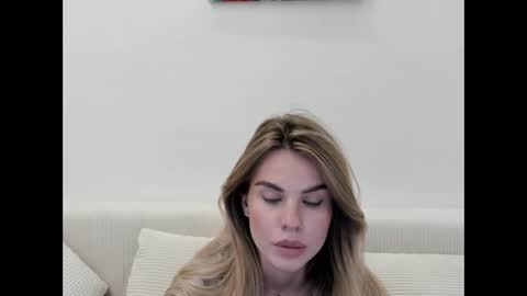 Snapshot of mollycem345 chatting on 03/13/26, 06:58 mollycem345 online show from 03/13/26, 06:58