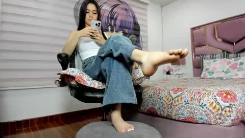 Molly  online show from 09/12/25, 11:32