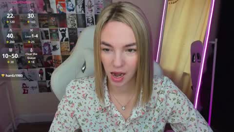 Molly online show from 09/13/25, 01:16