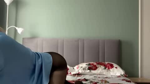 molly online show from 03/07/26, 08:11