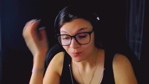  KIRA  online show from 01/16/26, 06:56