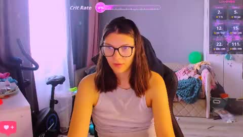 Snapshot of mollylollipop20 chatting on 07/31/26, 07:41 KIRA online show from 07/31/26, 07:41