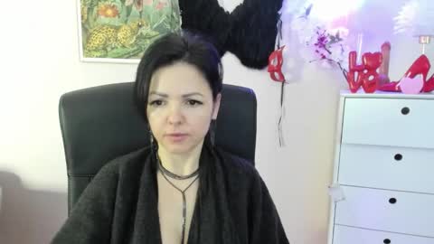 Molly online show from 02/18/26, 07:37