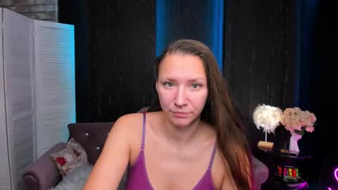 hi im Molly heregreat boobs big heart  warm pussy  online show from 11/27/25, 12:13
