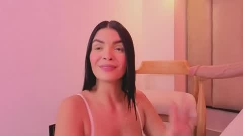 mollyrosse1 online show from 06/04/26, 11:16