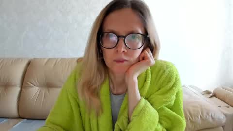 AngelMomm online show from 02/18/25, 11:22