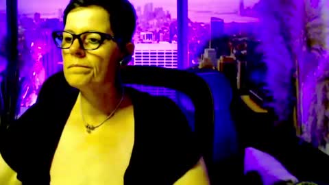 Snapshot of mollysun chatting on 06/24/26, 04:50 MollySun Nina Randmann online show from 06/24/26, 04:50