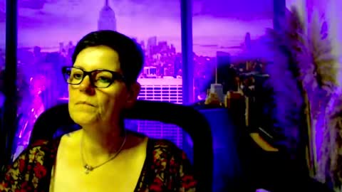 Snapshot of mollysun chatting on 07/07/26, 02:54 MollySun Nina Randmann online show from 07/07/26, 02:54