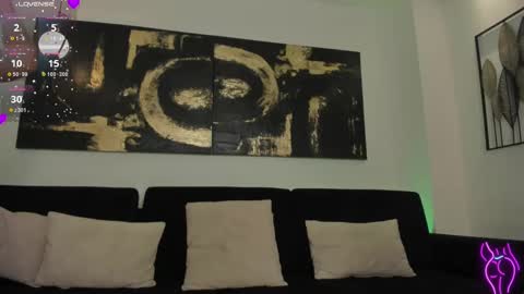 Molly Sunders online show from 02/26/25, 09:16