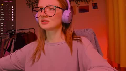 Snapshot of mollytucker chatting on 11/15/25, 02:57 mollytucker online show from 11/15/25, 02:57