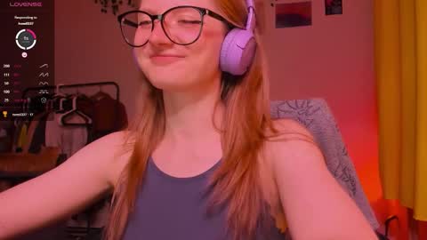 Snapshot of mollytucker chatting on 11/22/25, 02:16 mollytucker online show from 11/22/25, 02:16