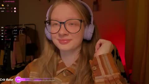 Snapshot of mollytucker chatting on 01/14/26, 01:28 mollytucker online show from 01/14/26, 01:28