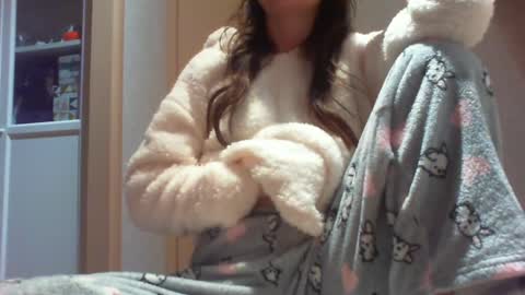 Hailey online show from 12/01/24, 07:36