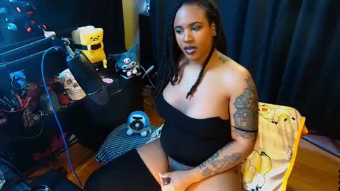 MOMMI SH3DEVIL online show from 03/11/26, 05:19