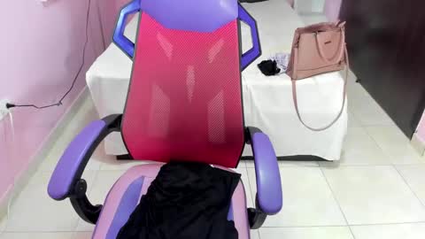 Snapshot of mommy_whore_slut chatting on 03/12/25, 11:42 call me slut online show from 03/12/25, 11:42
