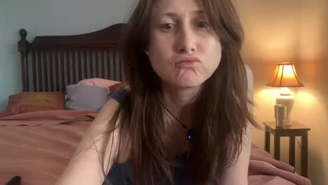 Snapshot of mommygoddessl chatting on 07/05/26, 11:56 Goddess L online show from 07/05/26, 11:56