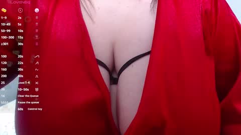 Snapshot of mommyissuess_ chatting on 02/12/25, 11:41 Daphne  online show from 02/12/25, 11:41