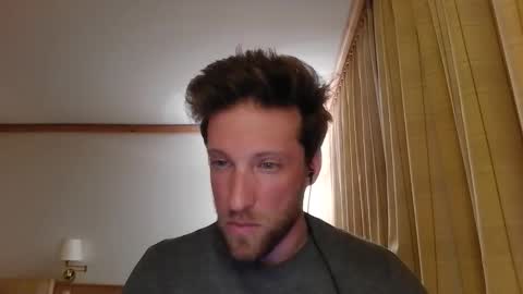 moms_little_monster online show from 11/25/25, 10:10