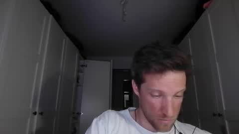 moms_little_monster online show from 12/01/25, 06:57