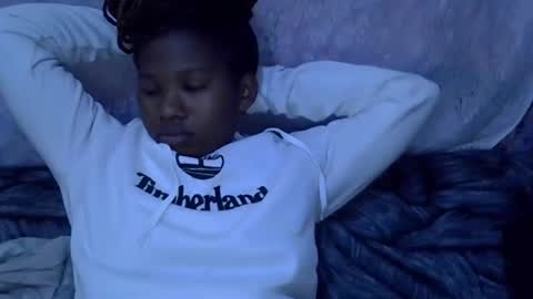 momsdoll online show from 01/08/26, 05:43