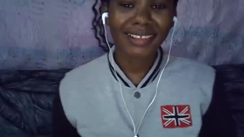 momsdoll online show from 02/25/26, 05:39