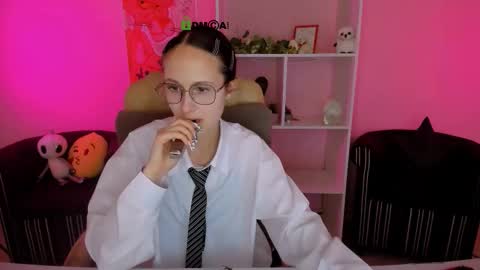 Mona  online show from 09/23/25, 08:23