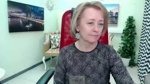 Mona online show from 04/25/26, 01:41