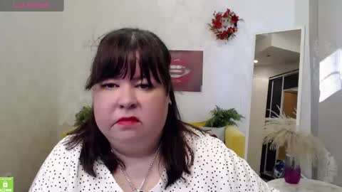 Snapshot of monaco_girl chatting on 08/05/26, 07:44 monaco_girl online show from 08/05/26, 07:44