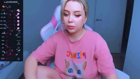   online show from 02/10/25, 02:19