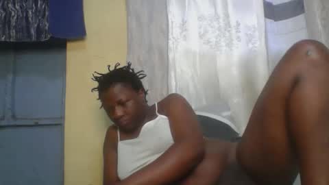 Snapshot of monalisaah chatting on 12/19/25, 10:11 monalisaah online show from 12/19/25, 10:11