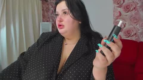 Monica online show from 03/10/25, 06:27