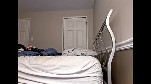 moneyboysaveg548 online show from 02/18/26, 12:01