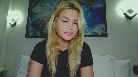 Monica online show from 01/14/26, 03:56