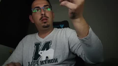 Snapshot of monica35milf chatting on 01/09/25, 10:31 MonicaLuigi online show from 01/09/25, 10:31