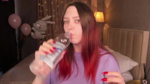 Monica online show from 04/03/26, 05:27