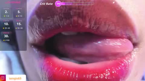 Snapshot of monica_amberr chatting on 10/14/25, 04:46 I am Gio online show from 10/14/25, 04:46