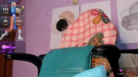 moni online show from 10/18/25, 05:43