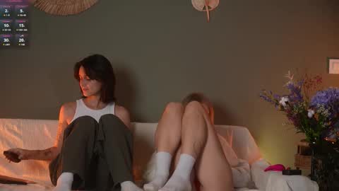 monica_law_ online show from 10/04/25, 10:41