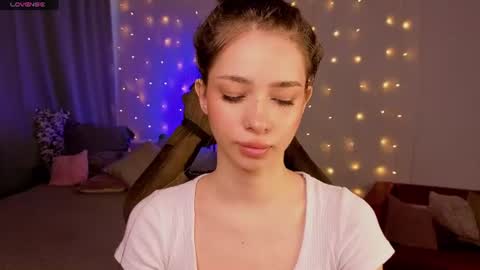 Snapshot of monica_venom chatting on 06/30/26, 01:45 Hi Im Monica online show from 06/30/26, 01:45