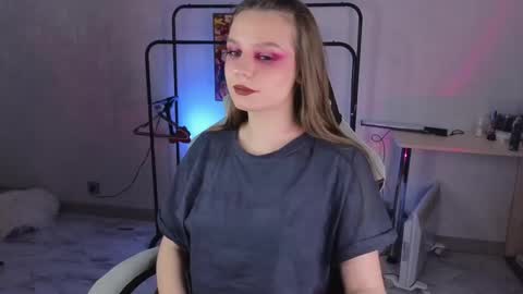 Snapshot of monicaerotic chatting on 10/25/25, 06:57 Monica erotic mmm online show from 10/25/25, 06:57