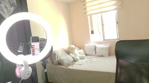    online show from 04/01/26, 12:50