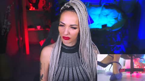 Monika online show from 02/02/25, 11:51